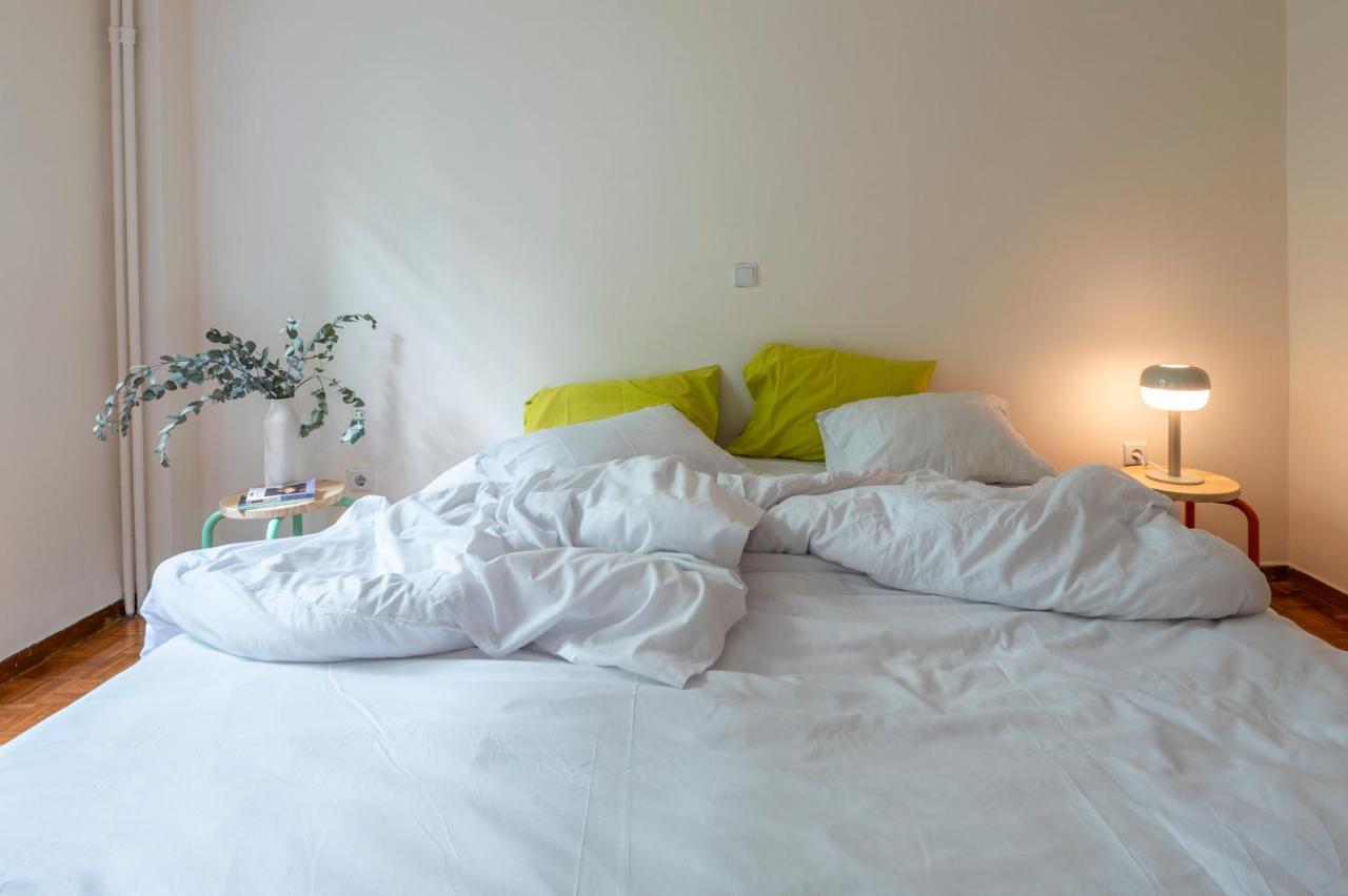Tranquility Downtown Athens Apartamento Exterior foto